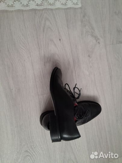 Туфли женские демисезонные кожаные размер 36-37