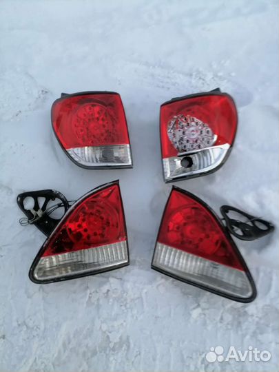 Габаритные огни стоп сигнал Харриер 98-203