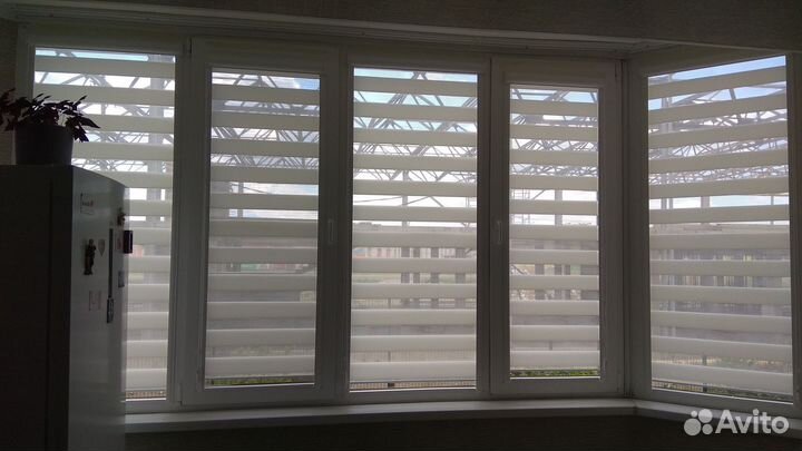 Жалюзи рулонные день ночь парма белый