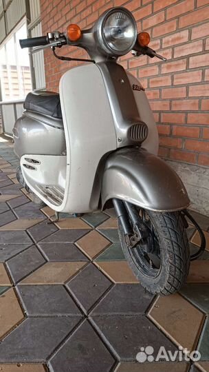 Скутер Honda giorno