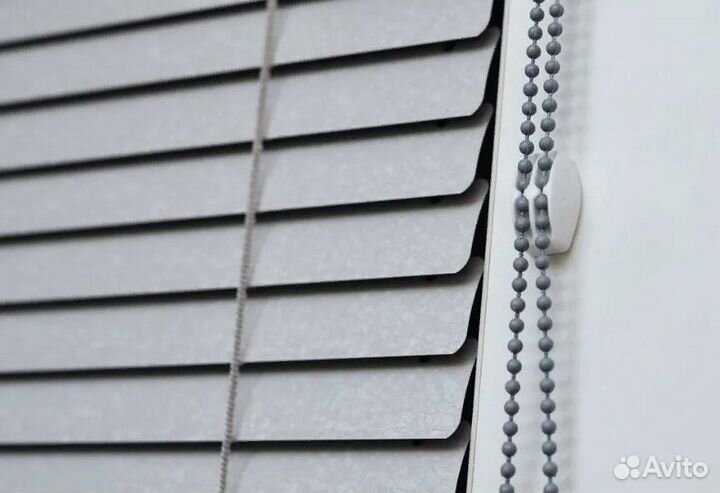 Алюминиевые горизонтальные жалюзи