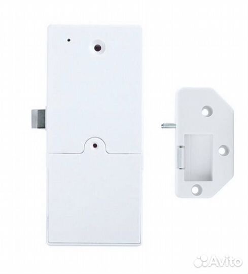 Электронные замки Ozlocks в раздевалку для фитнес