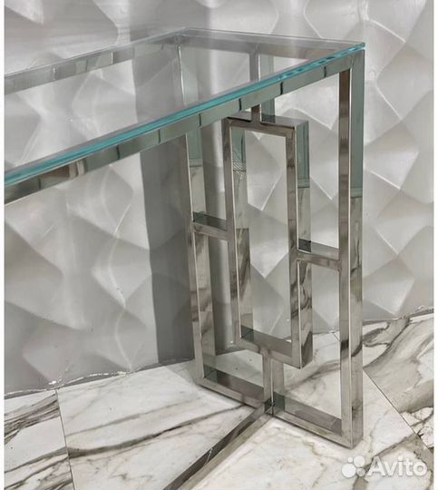 Консоль из нержавеющей стали