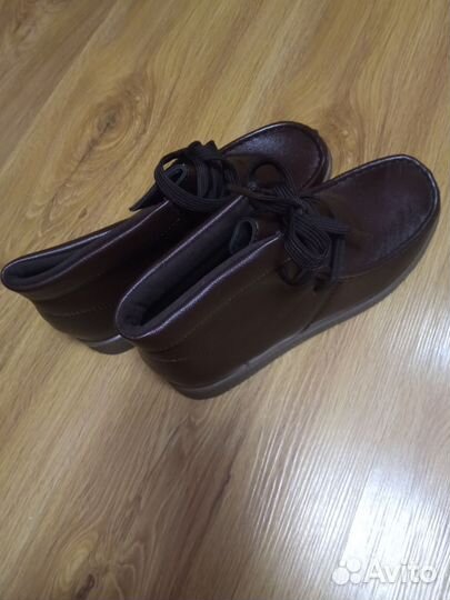 Ботинки женские