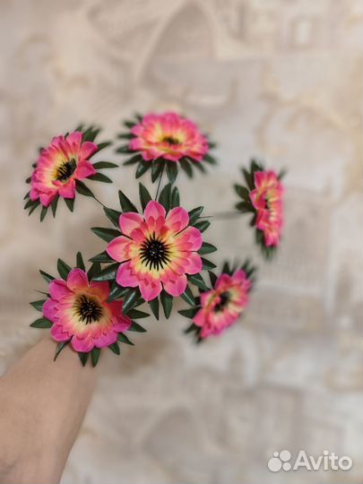 Искусственные цветы штучно 50