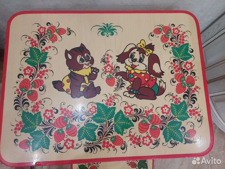 Детский стол и стул