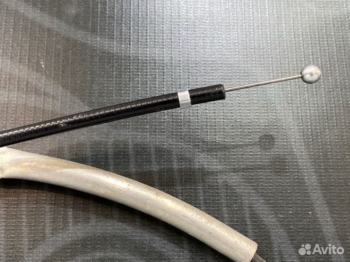 Трос капота Audi A6 C6 BDW 2005