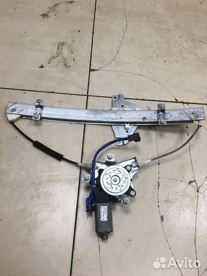 Стеклоподъемник электрический задний правый
