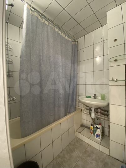 2-к. квартира, 46 м², 1/9 эт.