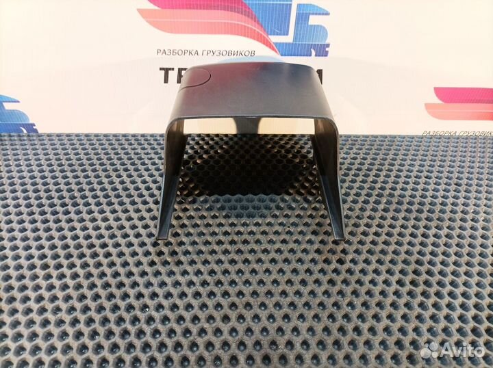 Накладка рулевой колонки нижняя