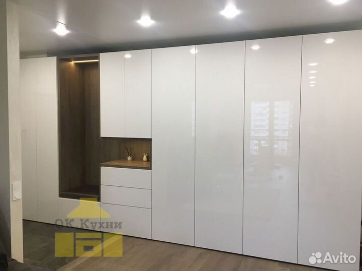 Шкаф навесной