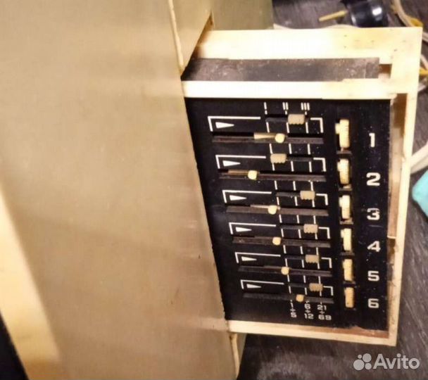 Телевизор СССР Юность 406д