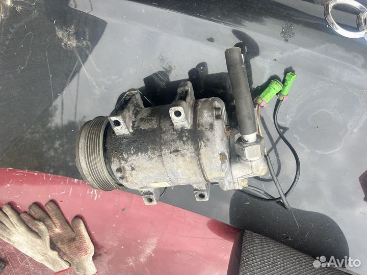 Компрессор кондиционера Audi80 B4 1.9TDI 1Z