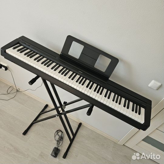Цифровое пианино Yamaha P35