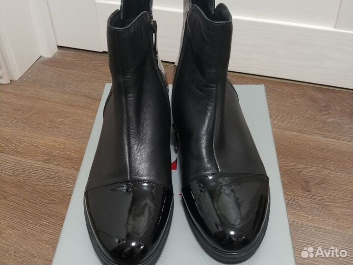 Полусапоги женские. berloni демисезонные 39