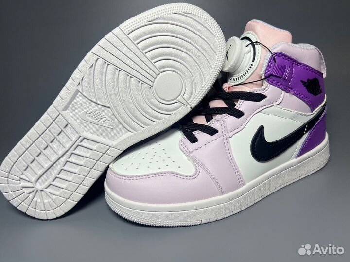 Кроссовки детские nike