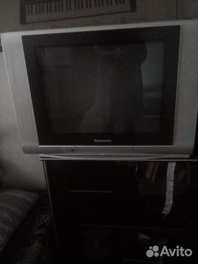 Продам телевизор бу