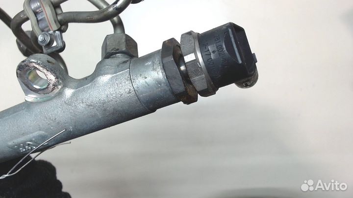 Рампа топливная BMW 3 E46, 2003