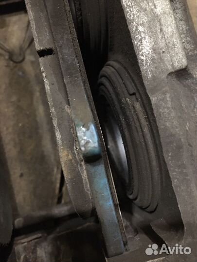 Суппорт тормозной Toyota Land Cruiser Prado 150