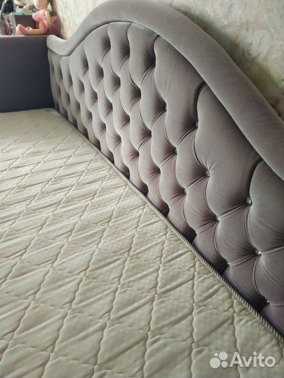 Диван-кровать для девочки