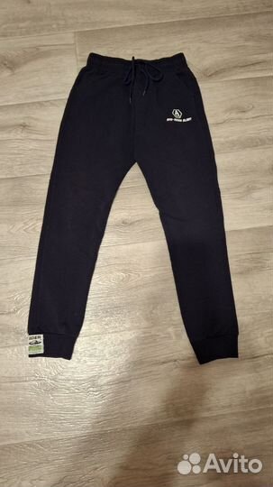 Спортивные штаны