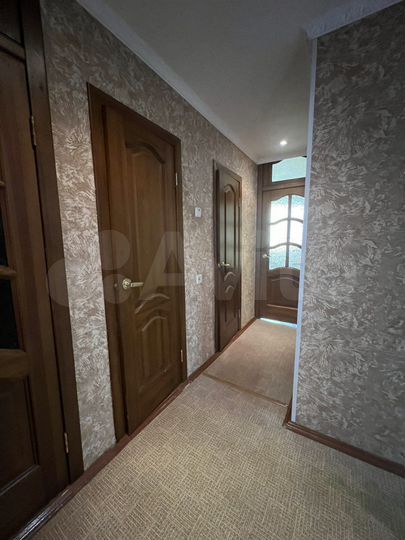 4-к. квартира, 78,4 м², 1/3 эт.