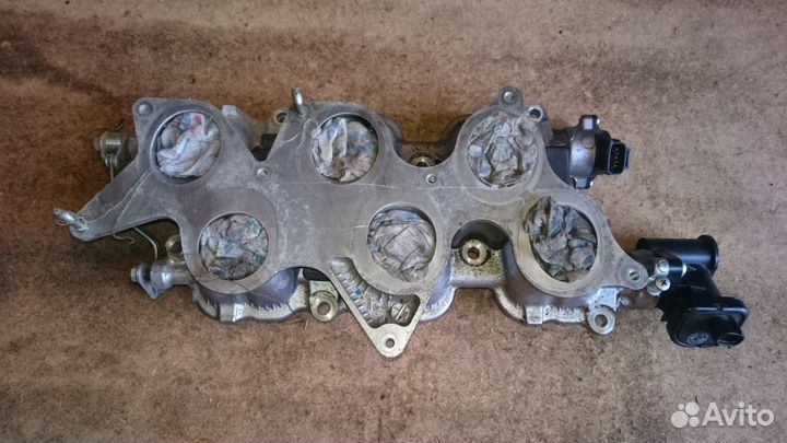 Коллектор впускной Лексус IS 250 2008г