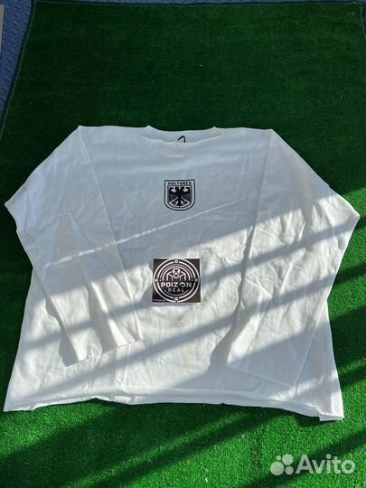 Лонгслив Vultures