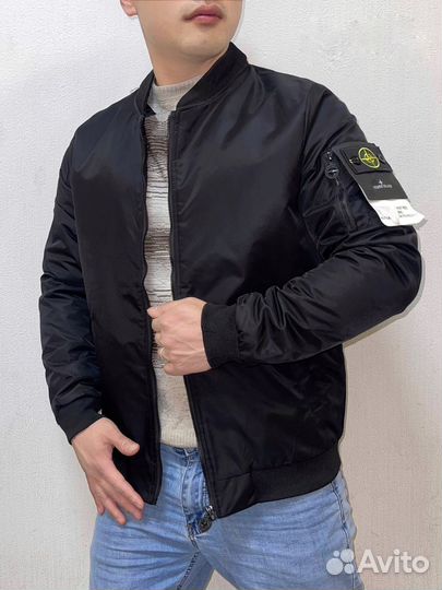 Бомбер куртка stone island