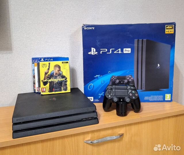 XBox ONE S + 2 геймпада