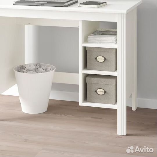 IKEA Брусали Brusali Письменный стол белый