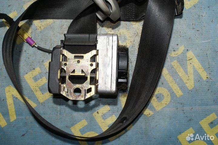 Ремни безопасности передние Volkswagen Bora