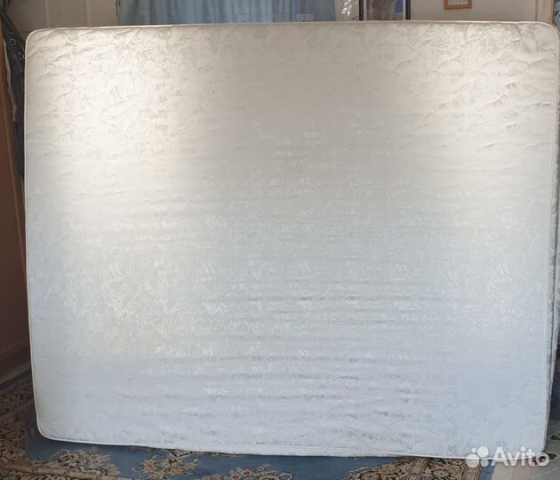 Матрас 160х200 бу