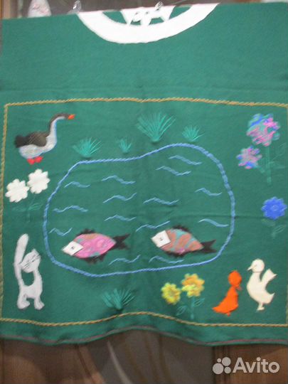 Вязанная вручную скатерть на тумбочку из СССР