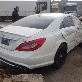 Mercedes C218 218 CLS 2013 г по запчастям