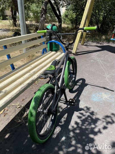 Трюковой велосипед bmx