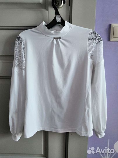 Продам блузку школьную Mattiel р-р 152