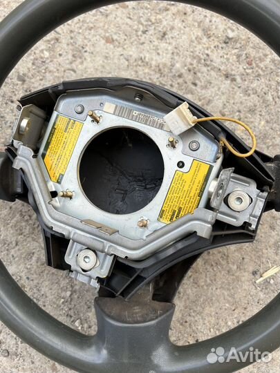 Руль Toyota Yaris Verso