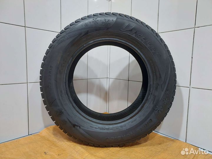 Viatti Brina Nordico V-522 205/65 R16 95T
