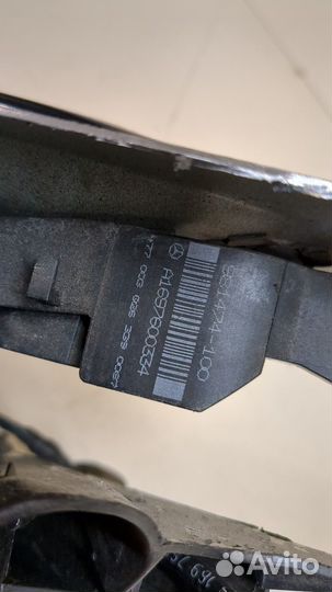 Замок двери Mercedes A W169, 2008