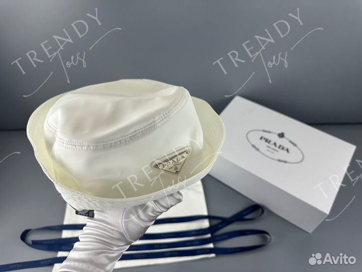 Панама Prada