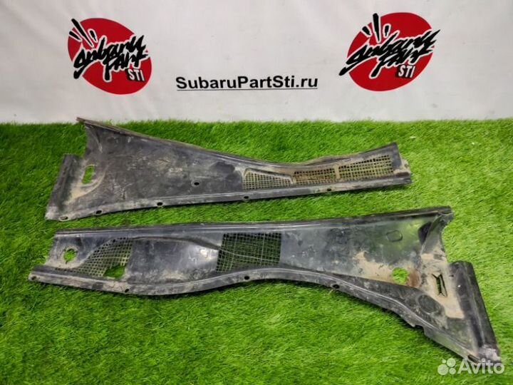 Решетка под лобовое стекло Lexus Gs300