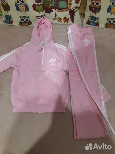 Спортивный костюм adidas новый