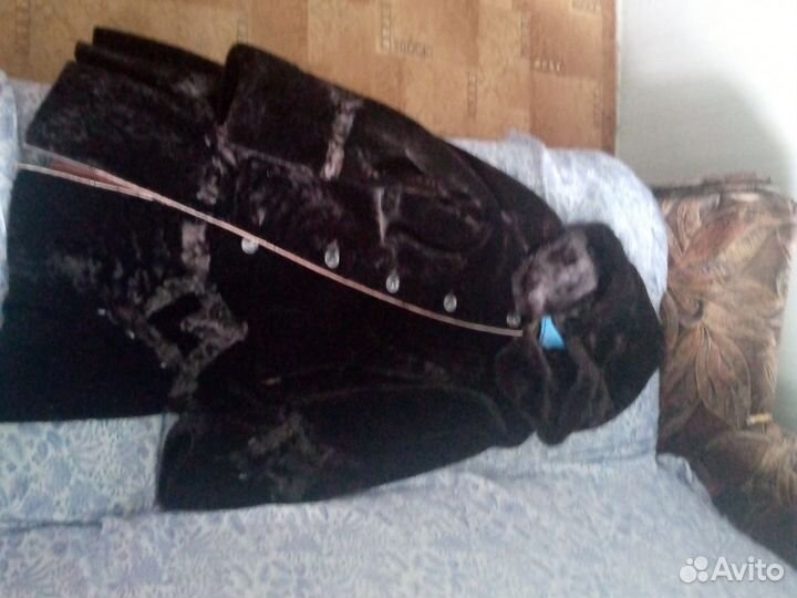 Шуба мутоновая с капюшоном 44-46