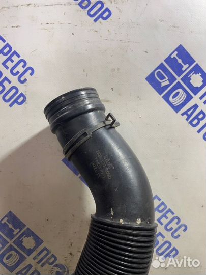 Патрубок воздушного фильтра Volkswagen Polo седан