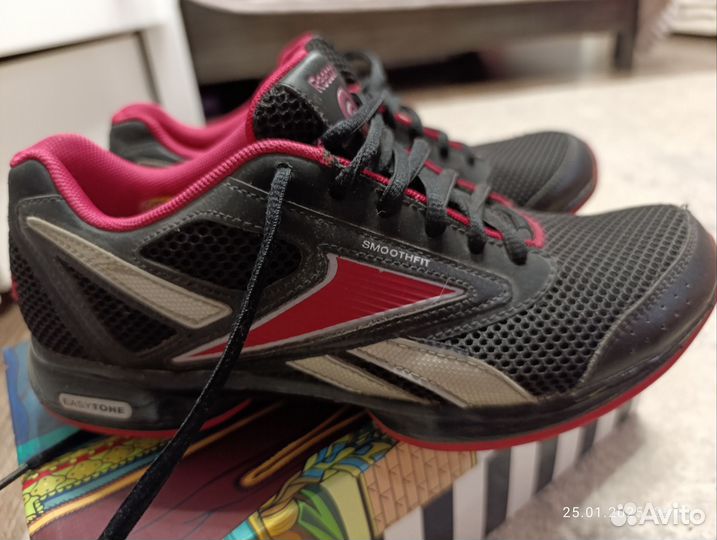 Кроссовки reebok easytone женские 38