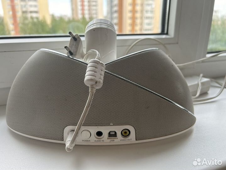 Док-станция JBL, колонка