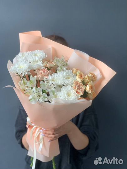 Букеты на выпускной. цветы с доставкой