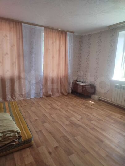 3-к. квартира, 57 м², 1/2 эт.