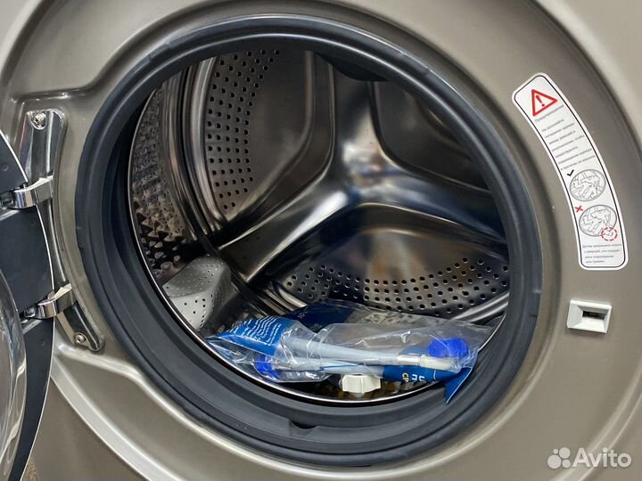 Стиральная машина 7кг Haier HW70-bp12969bs